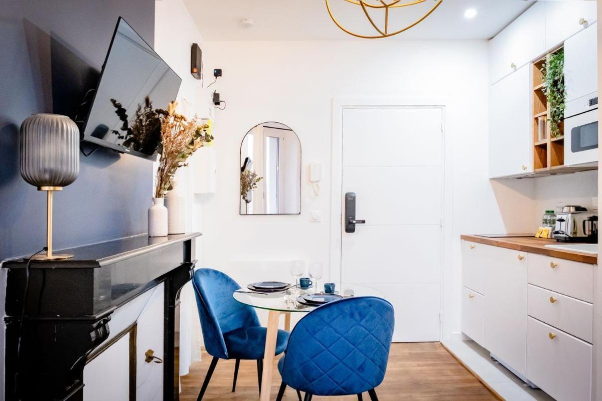 Le Saphir ~ Elegant ~ Arrivee Autonome Apartment Bressuire Exterior photo